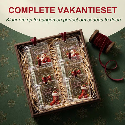 Presentask med halm där sex olika hållare ligger bredvid en rulle röd sammetsband på grön bakgrund. 7