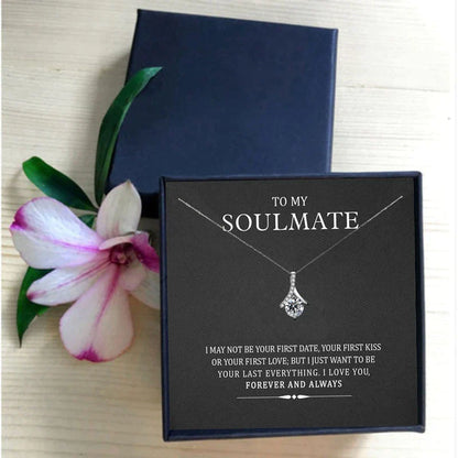 Silberne Halskette mit Anhänger in Geschenkbox, Orchidee, "To My Soulmate" Botschaft.