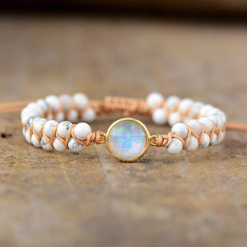 Handgemachtes Boho-Yoga-Armband, Amethyst-Opal, weiße Perlen, verstellbar, Damen-Schmuck.