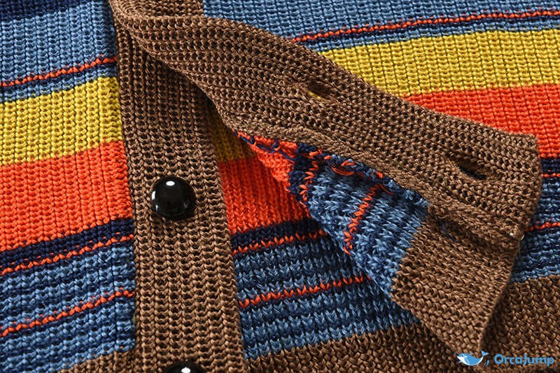 Herrcardigan i stickat med colourblock och geometriskt mönster – Leandro