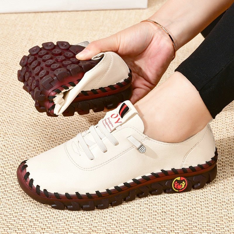 Beige Damen-Sneaker, komfortabel, rutschfeste Sohle, ideal für schmerzfreien Alltag.