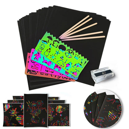 Kratzbilder Set mit Schablonen, Holzstiften und Anspitzer, Regenbogenfarben, DIY Kunst Kit.
