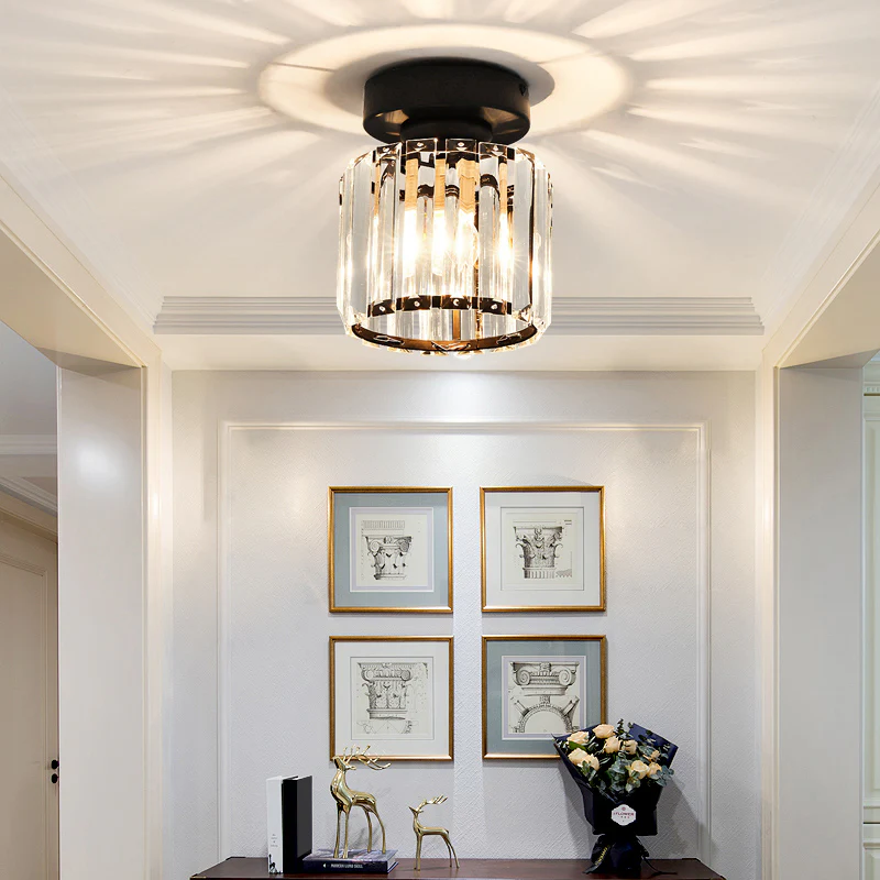 Moderne Deckenleuchte aus Glas und Metall, schwarz, Wohnzimmer, elegantes Design, Innenbeleuchtung.