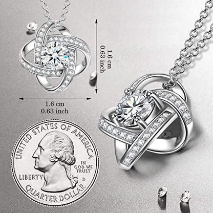 Silberne Halskette mit Zirkonia-Anhänger, funkelnd, elegant, Damen-Schmuck, Geschenkidee.