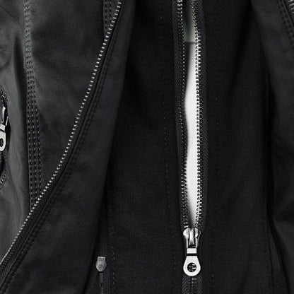 Schwarze Lederjacke mit silbernem Reißverschluss, Nahaufnahme, modisch, hochwertig.