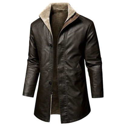 Dunkelbrauner Ledermantel mit Fellkragen, Herrenmode, stilvoll, warm, Winterbekleidung.