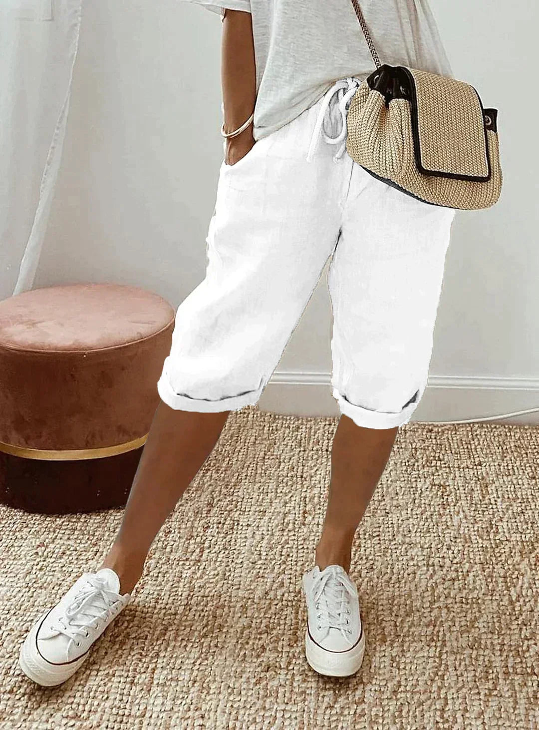 Damen Leinenhose weiß, lässig, Sommermode, bequem, mit Kordelzug, ideal für Freizeit.