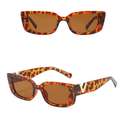 Braune Sonnenbrille mit Leopardenmuster, rechteckig, modisch, UV-Schutz, Damenaccessoire.