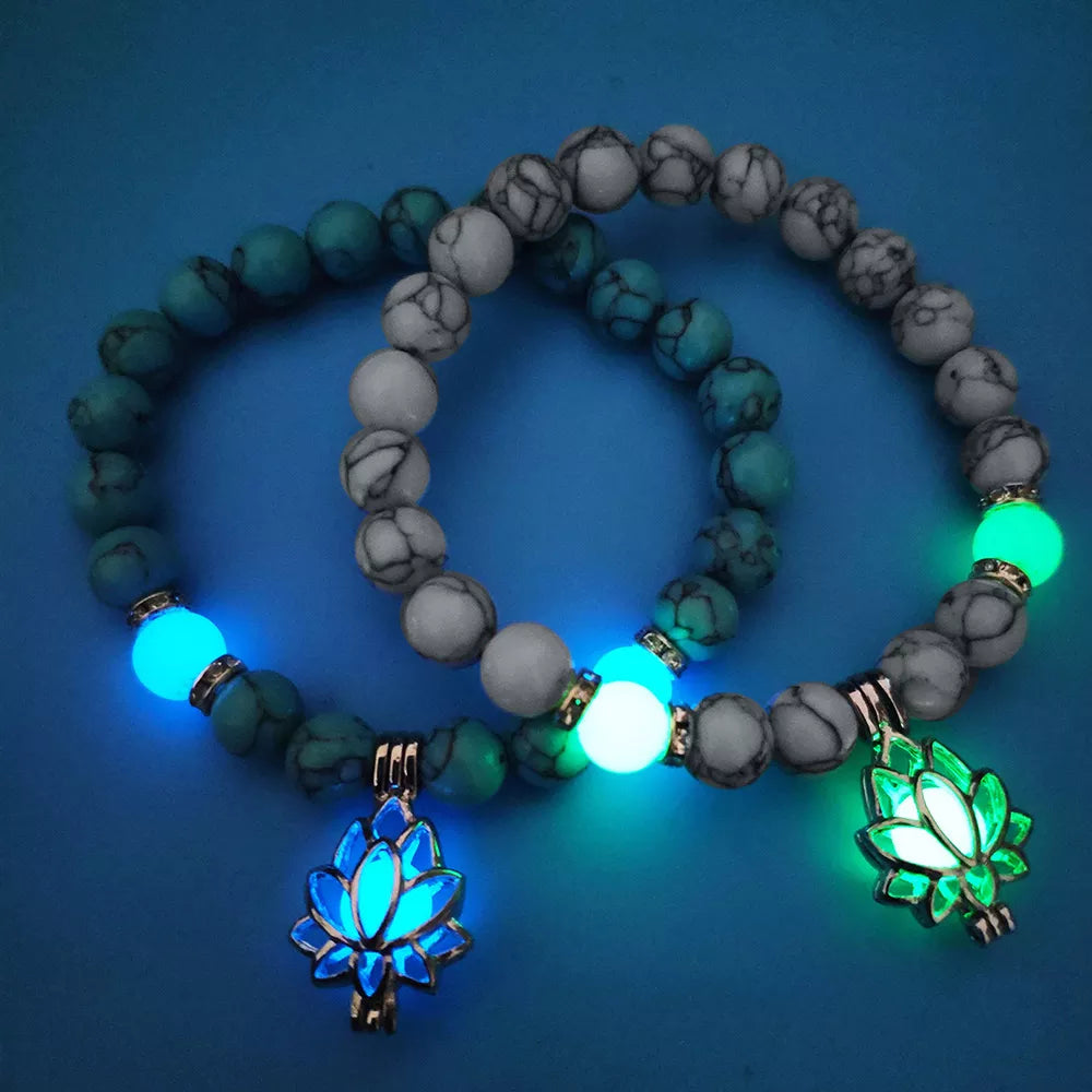 Leuchtende Armband-Set mit Lotus-Anhänger, blau und weiß, aus Naturstein, für Damen.