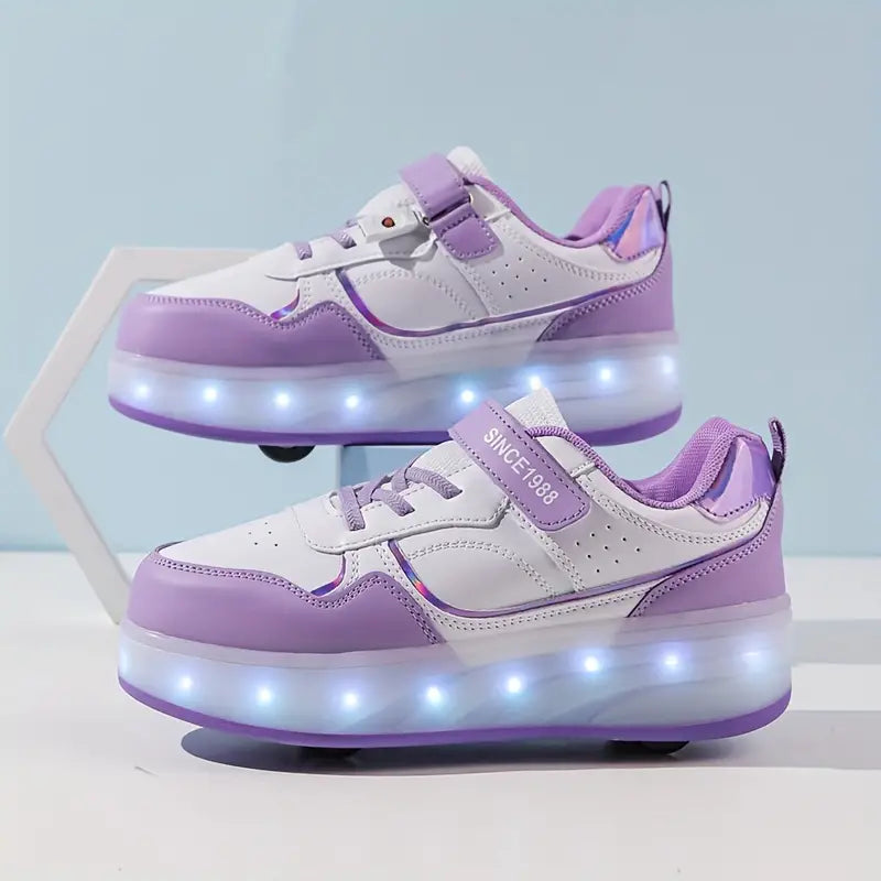 Lila LED-Rollschuhe für Kinder, weiß-lila Design, leuchtende Sohlen, Klettverschluss.