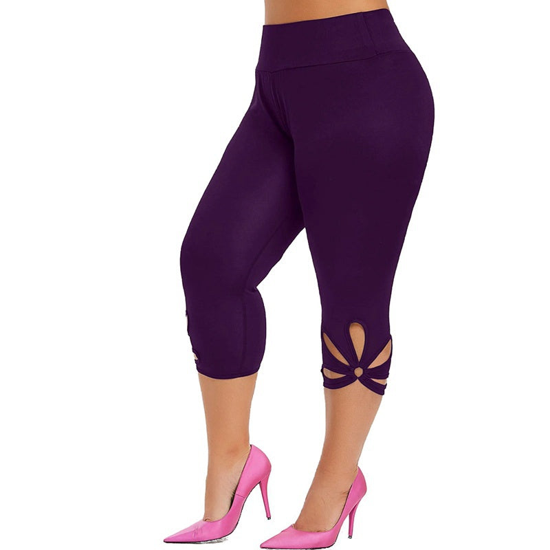 Lila Capri-Leggings mit Cut-Out-Design, Damenmode, elastisch, bequem, trendig.