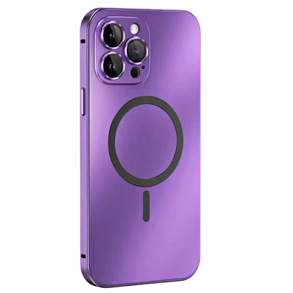 Lila iPhone 14 Pro Hülle mit MagSafe, stoßfest, schlankes Design, Kameraaussparung.