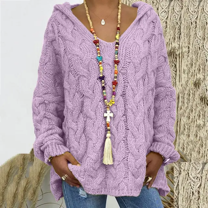 Lila Strickpullover Damen, Zopfmuster, Kapuze, lässig, Herbstmode, Baumwolle, Boho-Stil.
