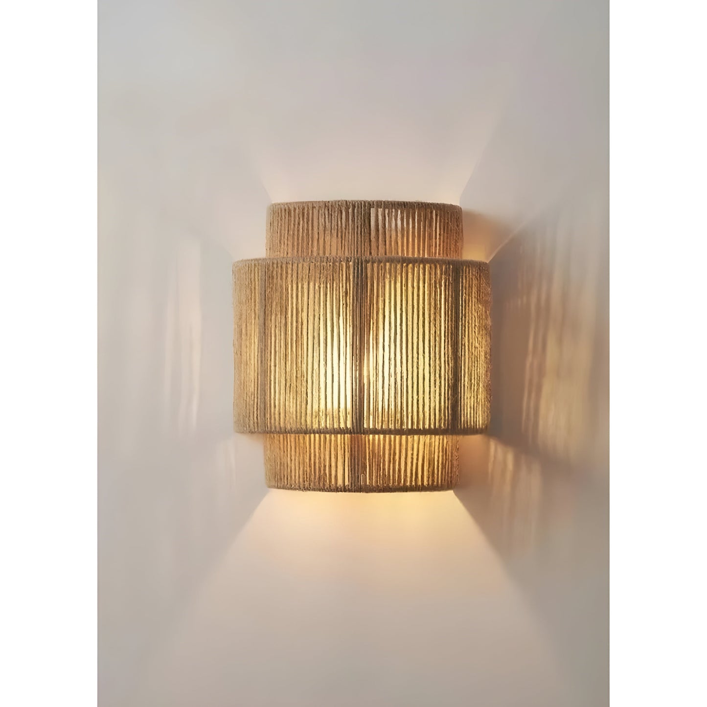 Wandlampe aus Rattan, warmes Licht, modernes Design, natürliche Dekoration, Innenbeleuchtung.