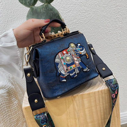 Broderad mandala-axelremsväska – lätt och mångsidig boho-design