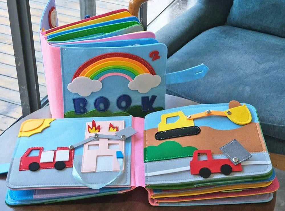 Montessori-Stoffbuch für Kinder, bunt, interaktiv, Lernspielzeug, pädagogisch, handgemacht.