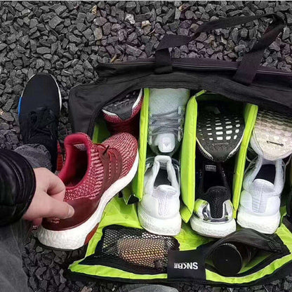 Vattentät resväska för sneakers och utrustning med flera fack
