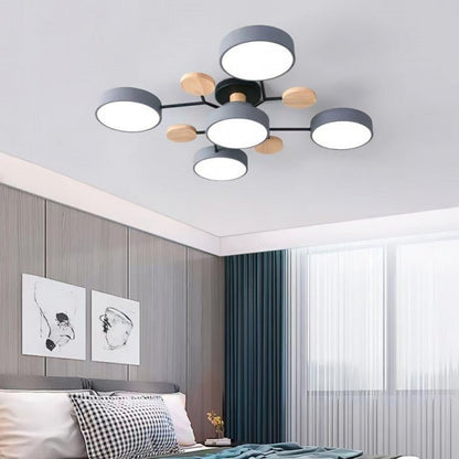 Moderne nordische LED-Deckenleuchte, schwarz, Holzdetails, Schlafzimmerbeleuchtung.