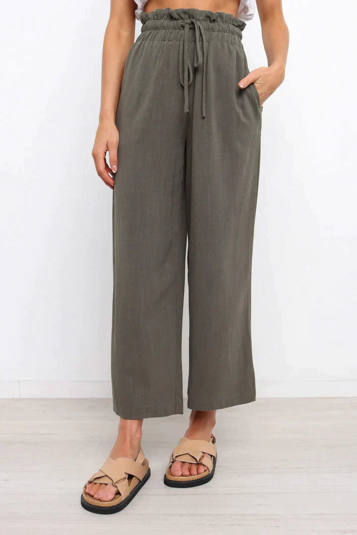 Olivegrüne Damenhose mit hoher Taille, Kordelzug und weitem Bein, lässiger Stil.
