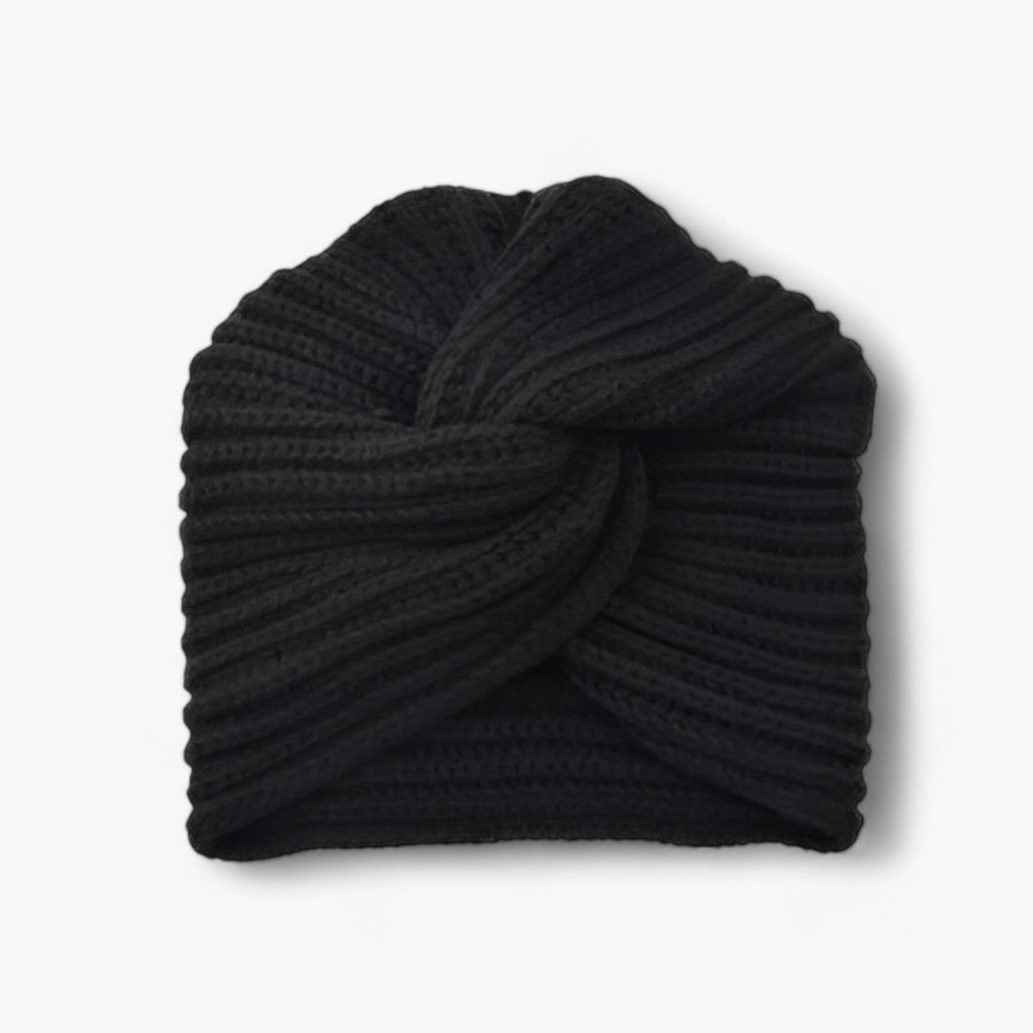 Schwarze Strickmütze, Damen, Wintermode, warm, stilvoll, Accessoire, geripptes Design.