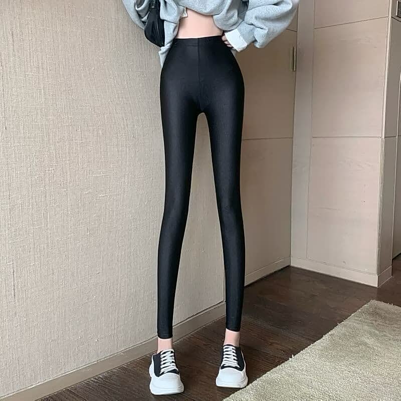 Schwarze Leggings Damenmode, hoch tailliert, elastisch, bequem, Freizeitkleidung.