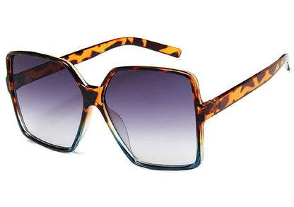 Große quadratische Sonnenbrille, Schildpattmuster, UV-Schutz, modisch, Damenaccessoire.