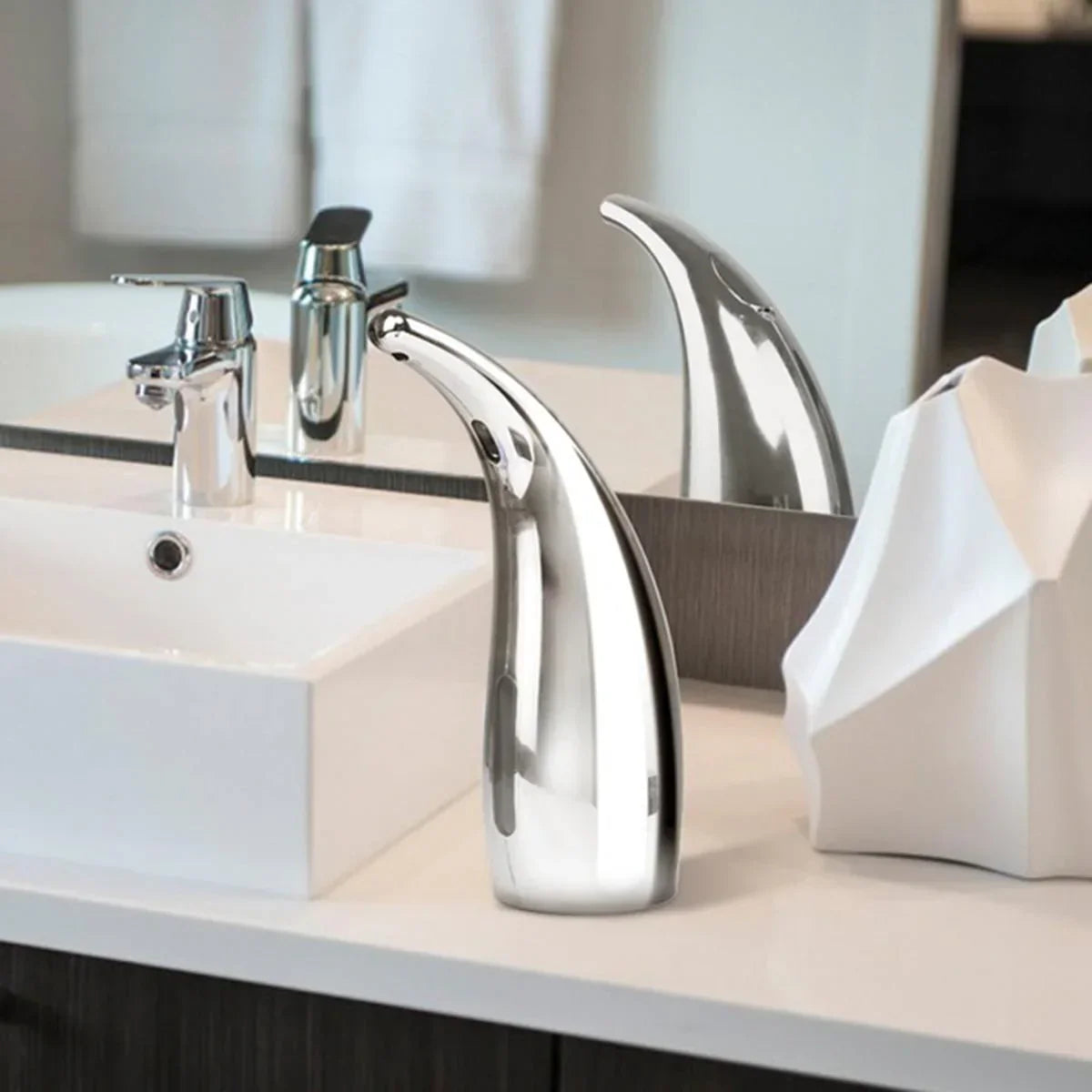 Automatisk tvåldispenser med sensor – PureSense