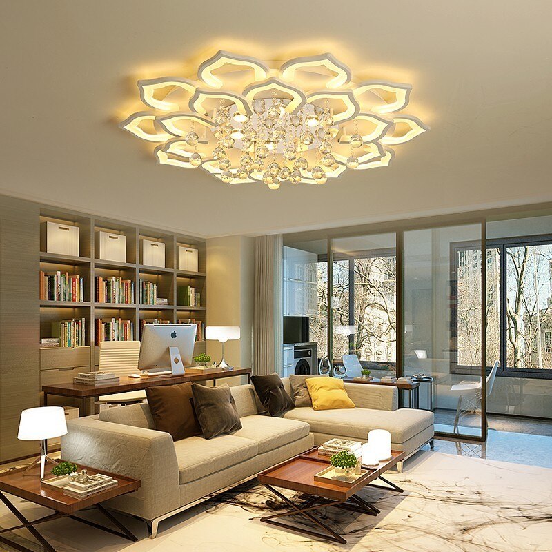 Moderne LED-Deckenleuchte, blütenförmig, warmweiß, Wohnzimmer, energiesparend.