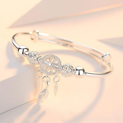 Silberarmband mit Traumfänger-Anhänger, filigranes Design, Damen-Schmuck, Geschenkidee.