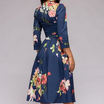 Retro klänning med höstig blommönster – Florina
