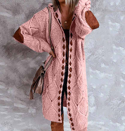 Damen Strickjacke rosa, Zopfmuster, Kapuze, lange Ärmel, modisch, gemütlich, Herbstmode.