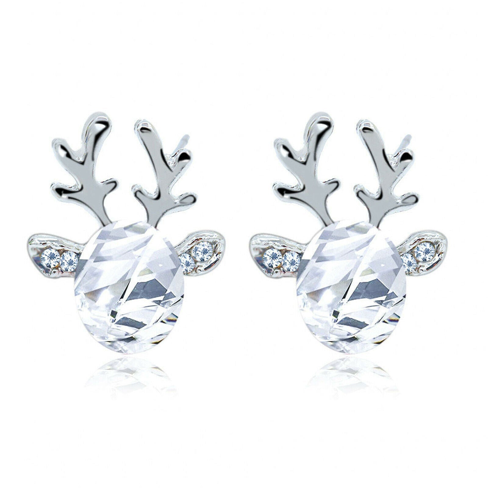 Silberne Rentier-Ohrringe mit Kristallen, weihnachtlicher Schmuck, festliche Accessoires.