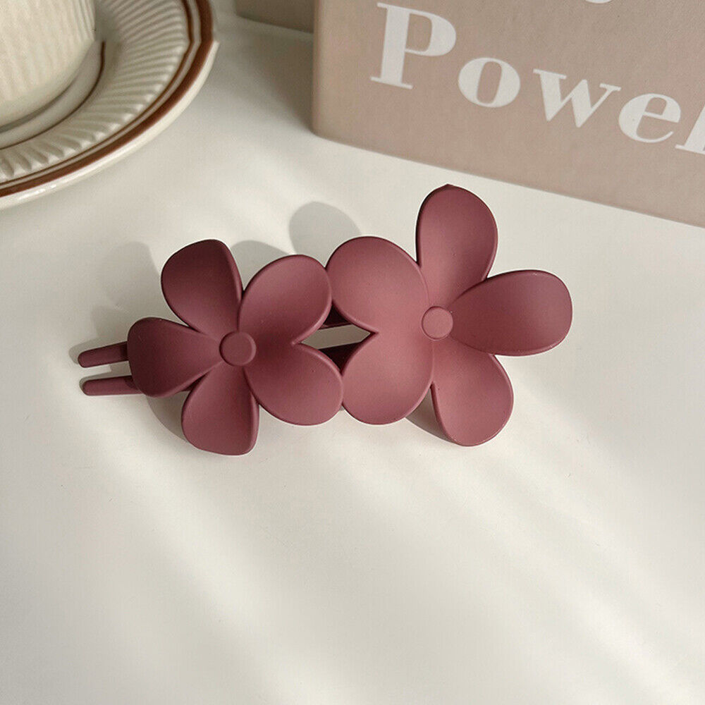 Rosa Haarspange Blumenform, Kunststoff, modisches Accessoire, Haarschmuck für Damen.