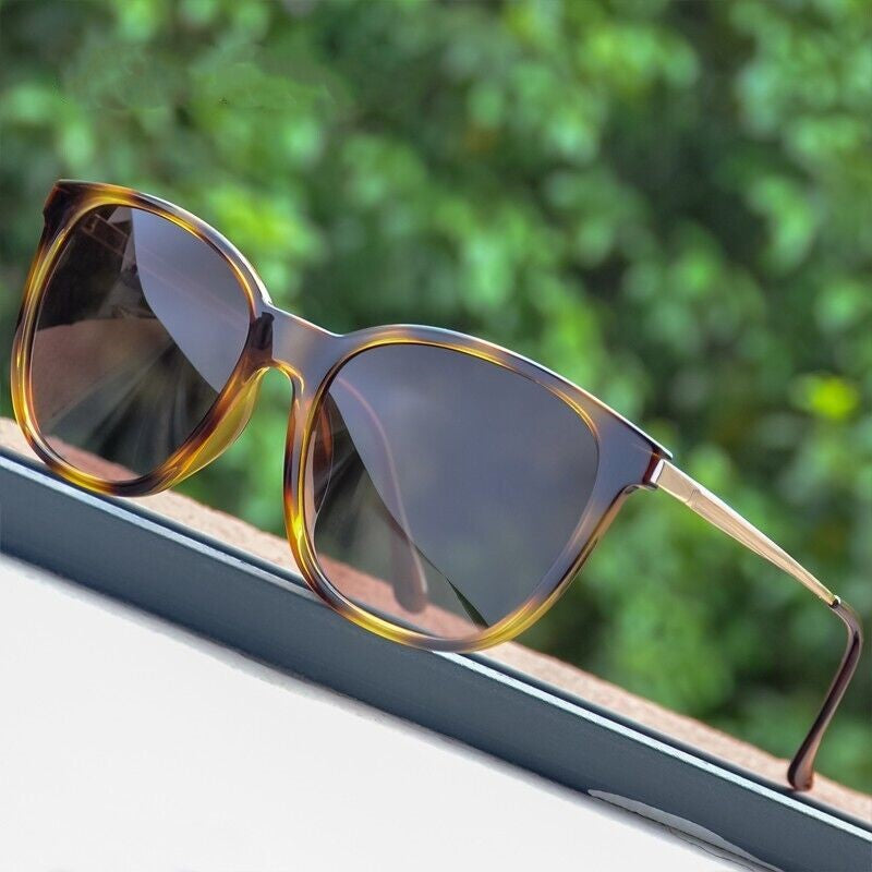 Sonnenbrille Damen, braun, Kunststoff, UV-Schutz, modisch, rechteckig, stilvoll, Outdoor.