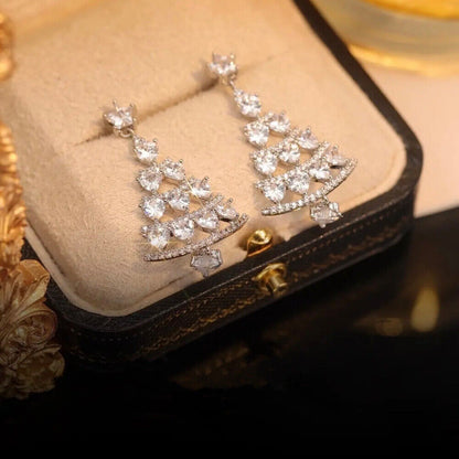 Silberne Ohrringe mit Zirkonia, Tannenbaum-Design, funkelnd, Schmuck, Geschenkbox.