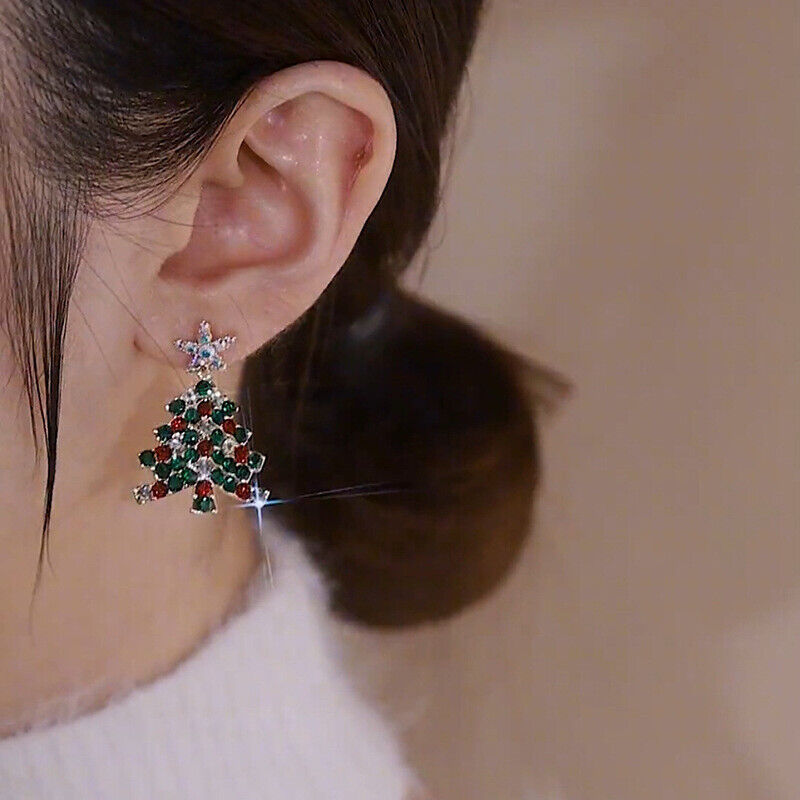 Weihnachtsbaum-Ohrring mit grünen und roten Kristallen, festlicher Schmuck, Damenaccessoire