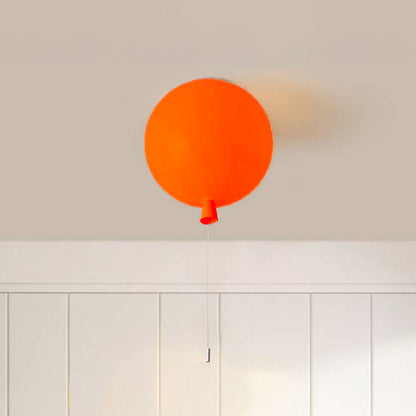 Orange Deckenleuchte in Ballonform, modernes Design, Kinderzimmerlampe, Kunststoff, LED-kompatibel.