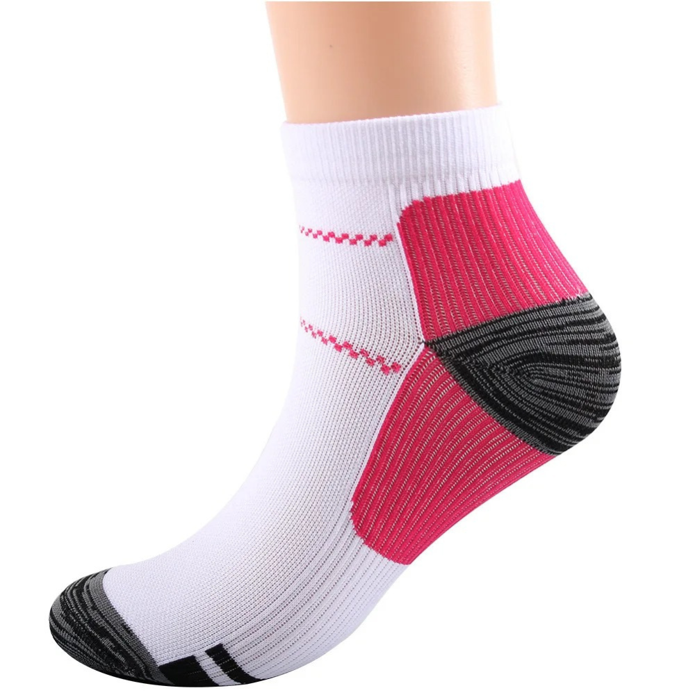 Weiße Sportsocke mit pinken und schwarzen Akzenten, atmungsaktiv, für Damen.