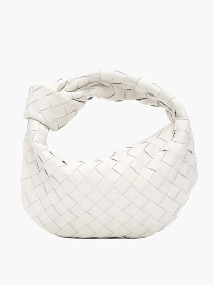 Weiße geflochtene Mini-Tasche aus Leder, modisches Accessoire, handgefertigt, elegant.
