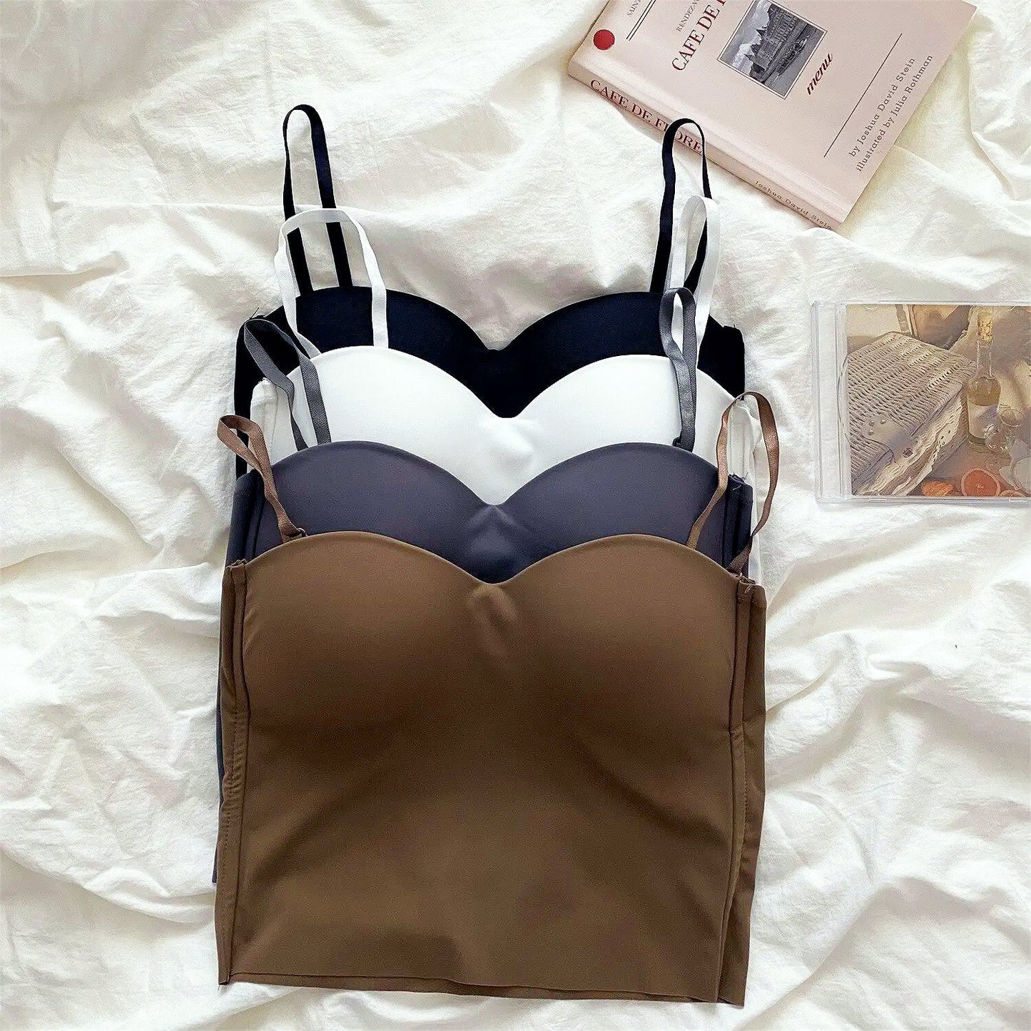 Set med 4 lätta linnen med inbyggd bandeau-bh - Tiana