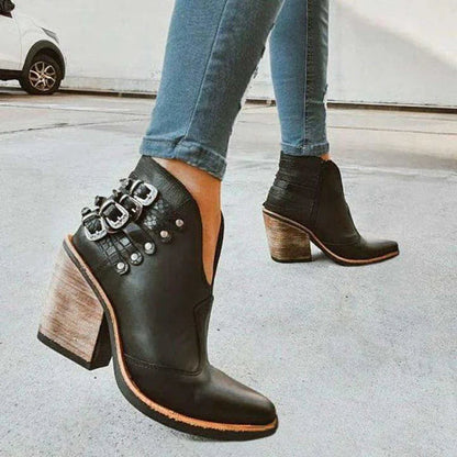 Ankelboots med klack för dam – Clara
