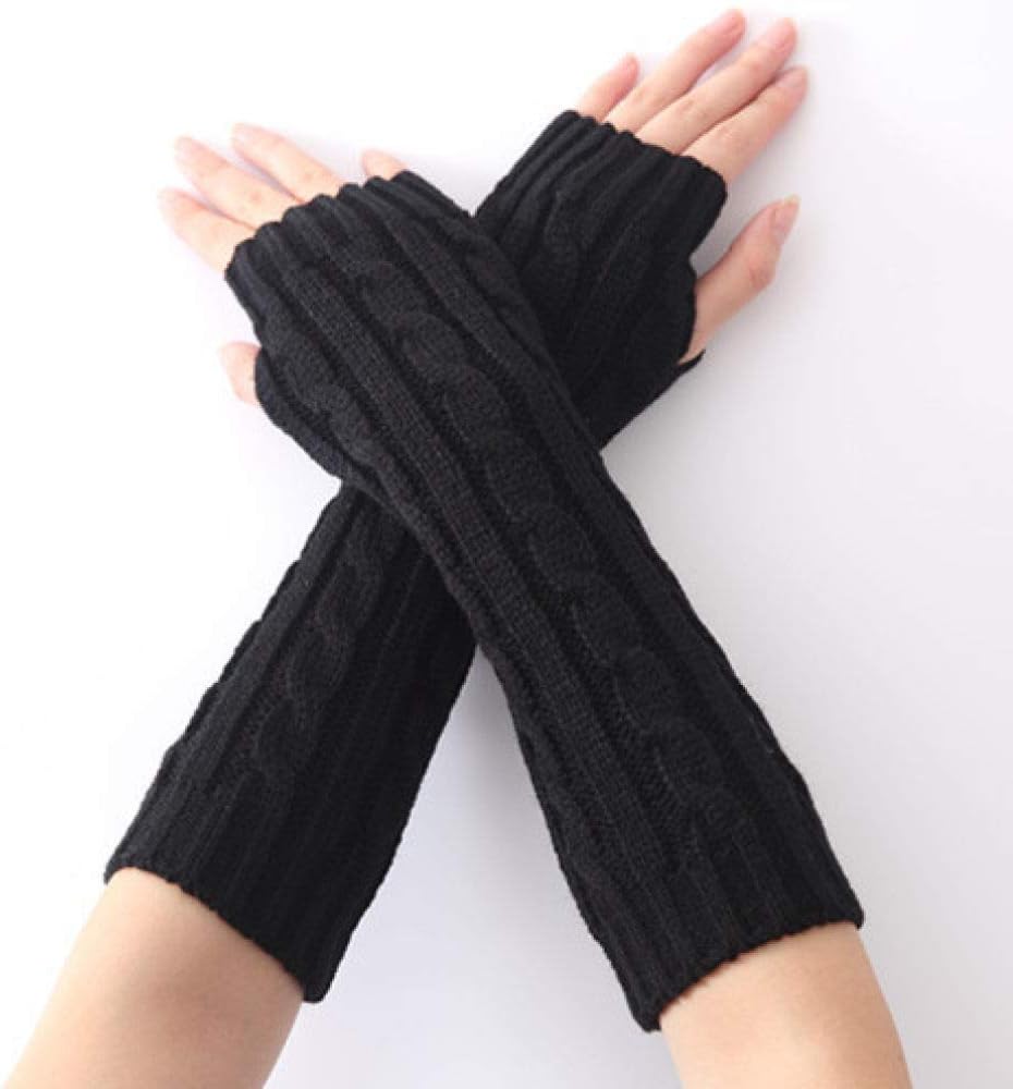 Schwarze gestrickte Armstulpen, fingerlos, Zopfmuster, Damenmode, Winteraccessoire.