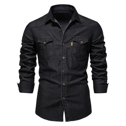 Schwarzes Herren-Jeanshemd, langärmelig, Knopfleiste, Brusttaschen, modisch, robust.