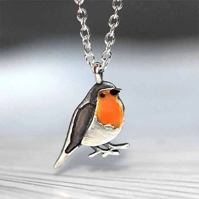 Silberne Halskette mit Rotkehlchen-Anhänger, handgefertigt, Vogel-Schmuck, Geschenkidee.