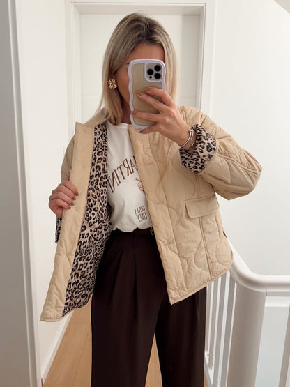 Elegant damkappa med leopardfoder – Narela