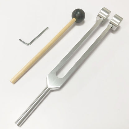Stimmgabel-Set aus Silber mit rundem Kopf, 21,5 cm, inkl. Holzklöppel und Inbusschlüssel.