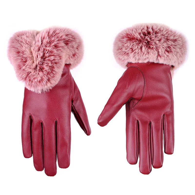 Rote Lederhandschuhe mit rosa Kunstfellbesatz, Damenmode, Winteraccessoire.