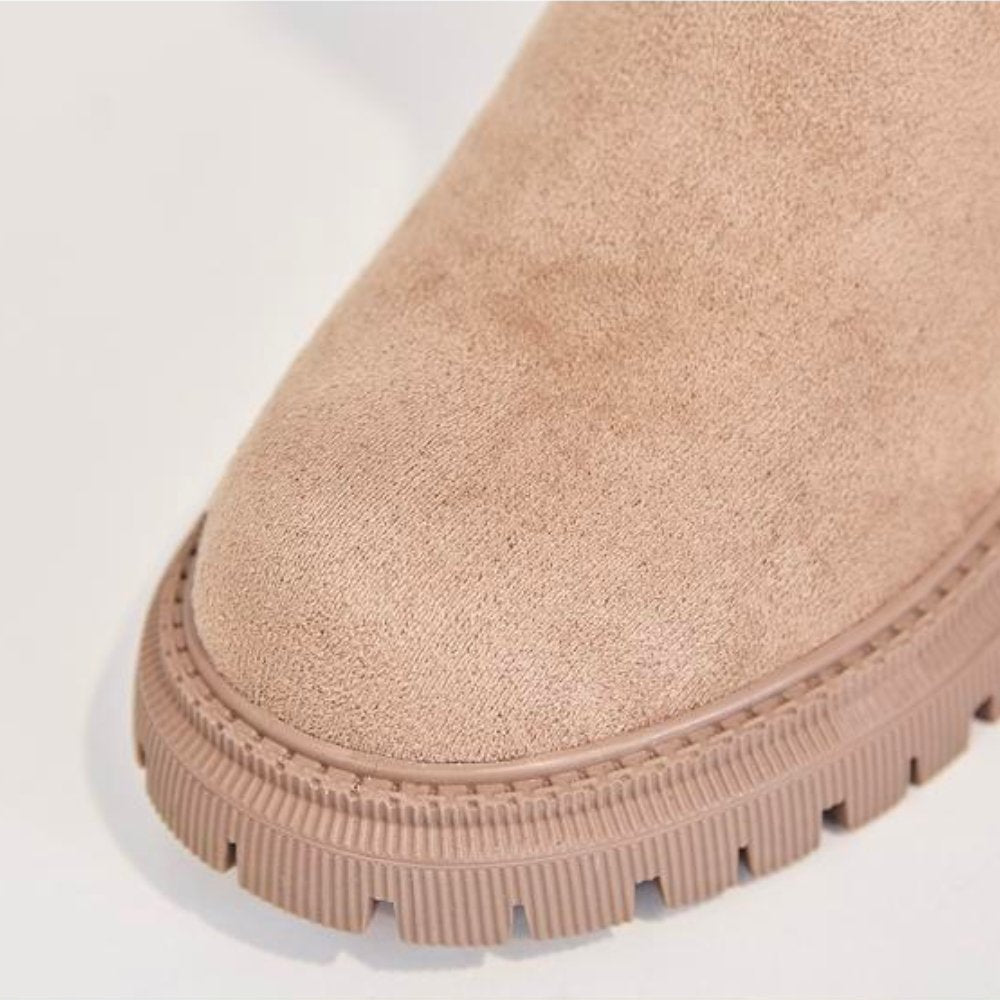 Beiger Wildlederstiefel, rutschfeste Sohle, warm, bequem, Damenmode, Winterstiefel.