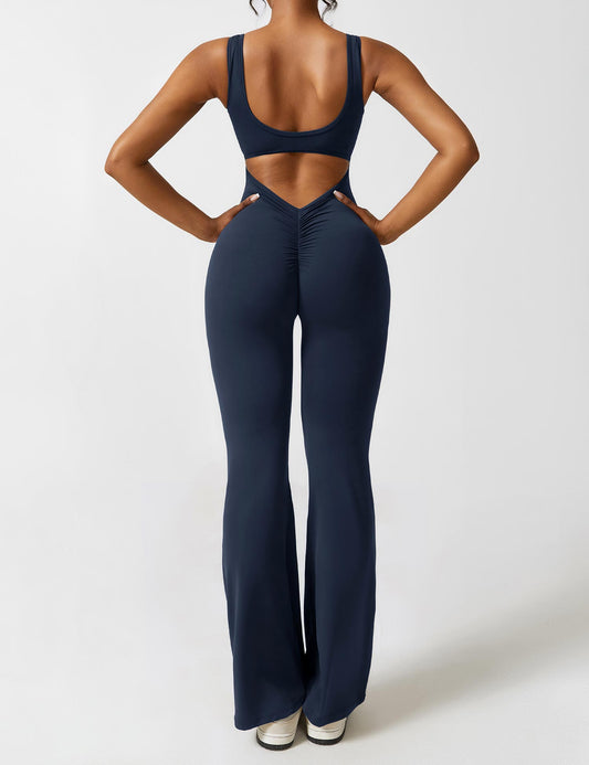 Rygglös jumpsuit med utsvängd byxa – Liv