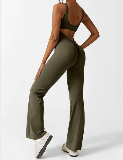 Rygglös jumpsuit med utsvängd byxa – Liv